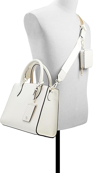 This women's tote bag can add a touch of elegance to every aspect of daily life, ensuring that you look elegant and dignified in various occasions.