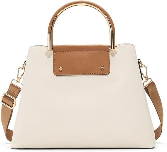 Ladies' tote bags, the leather ones are soft and glossy, while the canvas ones are lightweight and breathable.