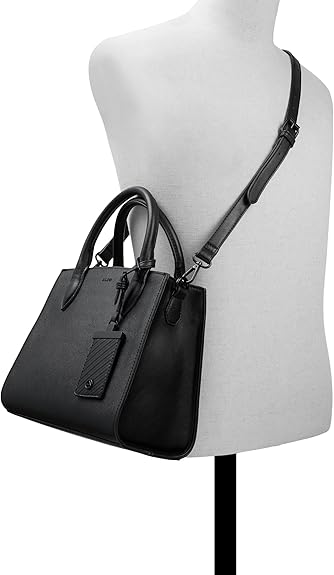 This women's tote bag can add a touch of elegance to every aspect of daily life, ensuring that you look elegant and dignified in various occasions.