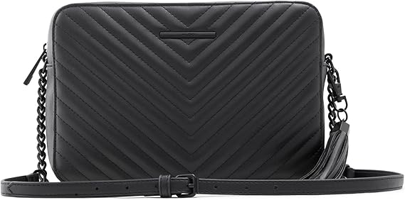 Ladies' handbags, an exclusive accessory with a delicate and smooth texture.
